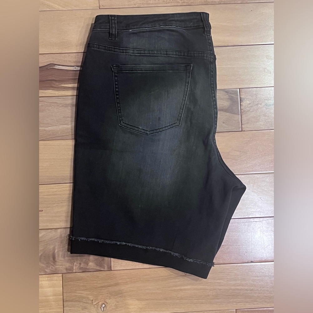 Lane Bryant 🎈| Bermuda Shorts
